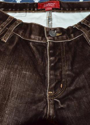 Провелюрені джинси з ефектом потертості чи бруду бренду holborn