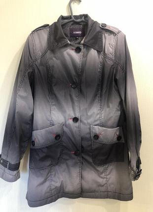 Куртка,плащ