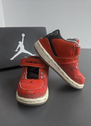 Кроссовки jordan 1 flight, размер 5с, eur 21