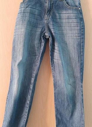 Классные джинсы на мальчика 9-10 лет