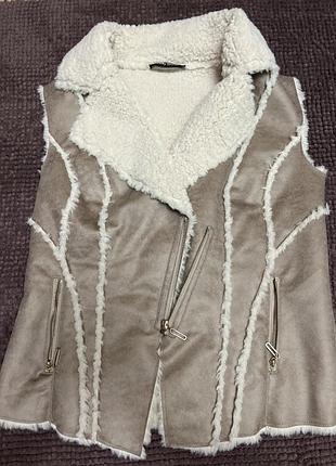 Безрукавка