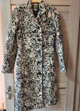 Женское демисезонное пальто из шерсти s/m идеально