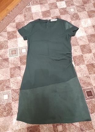 Изумрудное платье