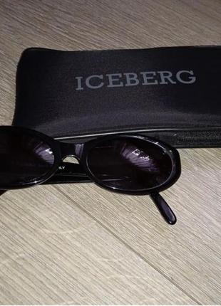 Стильные очки iceberg