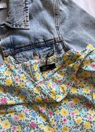 Красиві шорти в квітковий принт з кишенями3 фото