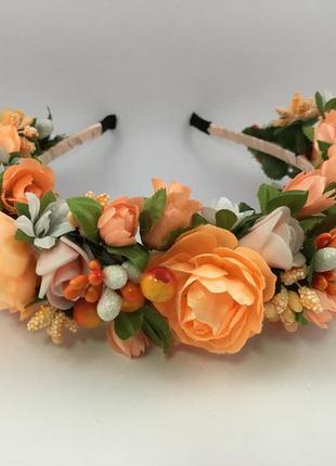 Веночек на голову из цветов персиковый1 фото