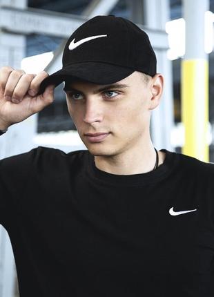 Кепка nike черная белое лого найк