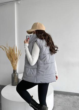 Жилетка в базовых цветах 🔥