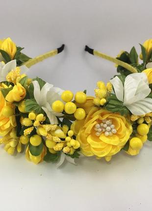 Віночок на голову ручної роботи з жовтих квітів1 фото