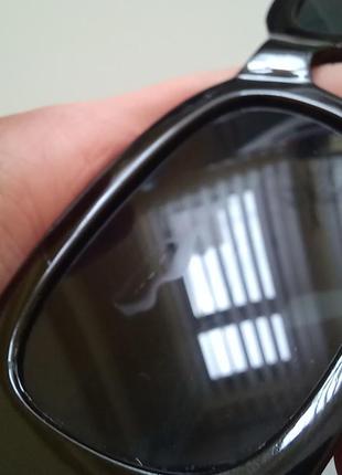 Модні сонцезахисні окуляри чорні вузькі ретро окуляри нові альо з дефектом 70033 фото