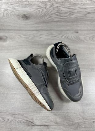 Кежуал кросівки на підошві boost adidas futurepacer1 фото