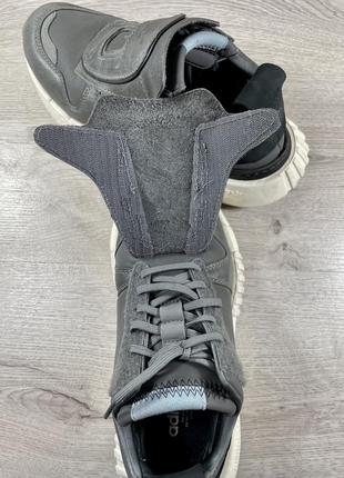 Кежуал кросівки на підошві boost adidas futurepacer9 фото