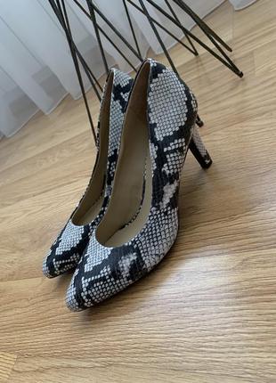 Туфлі naturalizer🇺🇸сша🇺🇸8 фото