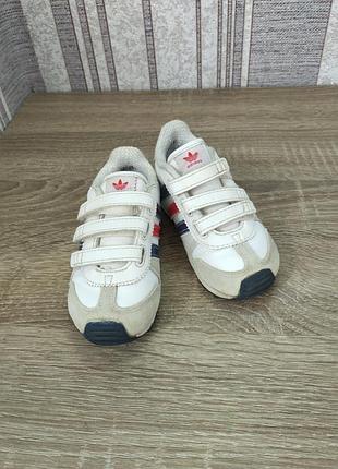 Кросівки фірмові adidas оригінал