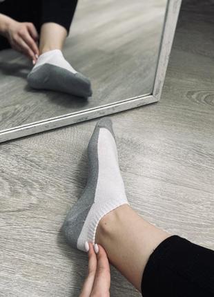 Жіночі носки