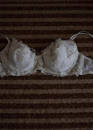 Дуже ніжний мереживний бюстик з кісточками