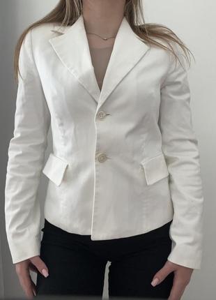 Піджак жіночий білий s