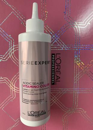 Молочко для сияния цвета окрашенных волос l'oreal professionnel serie expert vitamino color acidic sealer shine sealing rinse-out lotion1 фото