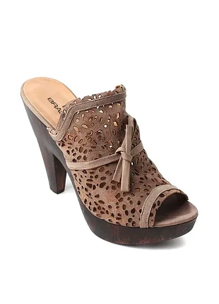 Шлёпанцы-сабо нат кожа braska испания новые ( 24 см )