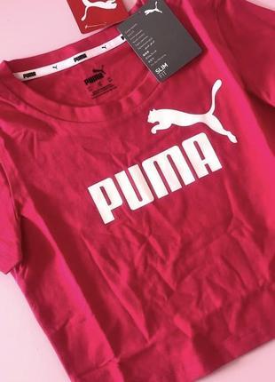 Укорочена футболка puma малинового кольору