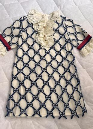 Одяг плаття