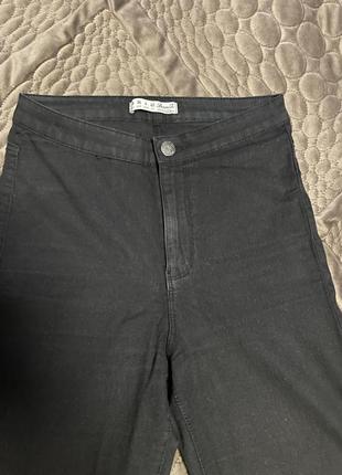 Джинси скінні, приталені