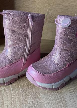 Зимові черевики для дівчинки2 фото