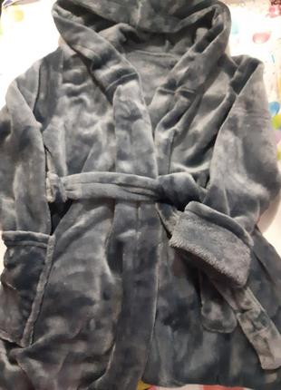 Халат махровый серый для мальчика 128 см (7-8 лет).1 фото