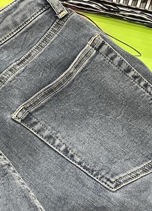 Зауженные стрейч джинсы с фабричным потертостями topman spray on skinny8 фото