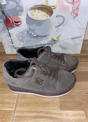 Коричневі кеди жіночі замш натуральний