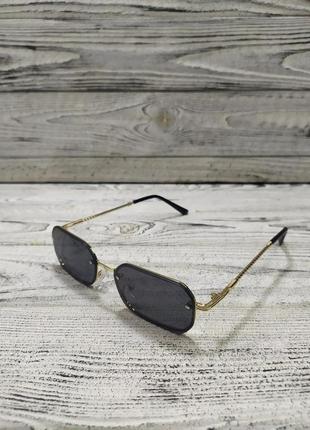 Солнцезащитные очки черные, унисекс в металлической оправе ( без брендовые )