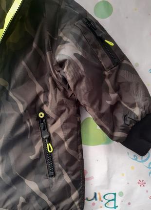 Куртка для мальчика парка с манжетами демисезонная, хаки и салатовый, возраст  1-5 лет.3 фото