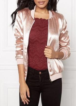 Сатиновый бомбер цвета rose gold