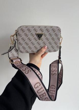 Женская стильная сумка гесс в стиле guess crossbody жіноча сумка1 фото