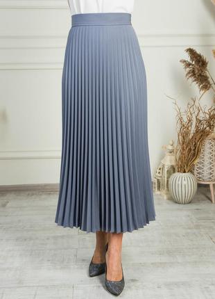 Нарядная длинная женская юбка в складки плиссе серого цвета с высокой посадкой 441 фото