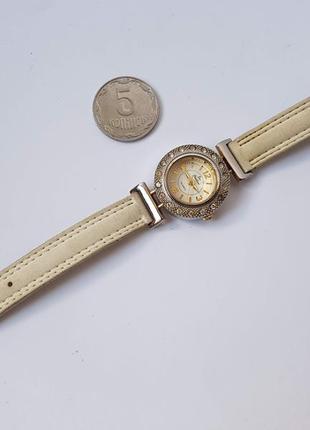 Годинник eric chevillard, кварц. механізм eta, швейцарія.3 фото