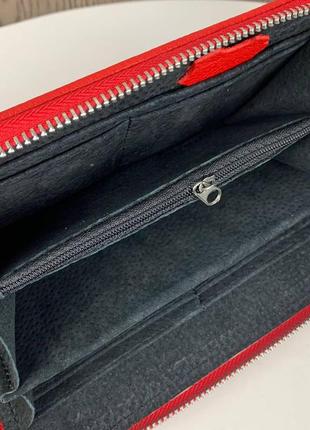 Кожаный женский кошелек клатч на молнии красный7 фото
