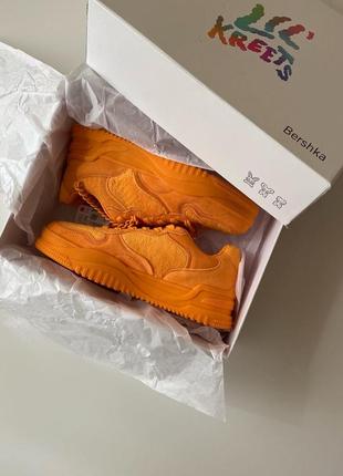 Ярко оранжевый утепленные кроссовки bershka 37 размер6 фото