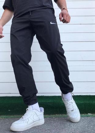 Спортивні штани nike