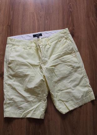 Прекрасні літні яскраві чоловічі шорти oodji