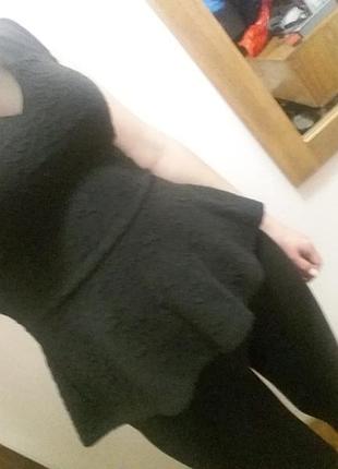 Стильна чорна кофта!цікавий дизайн.