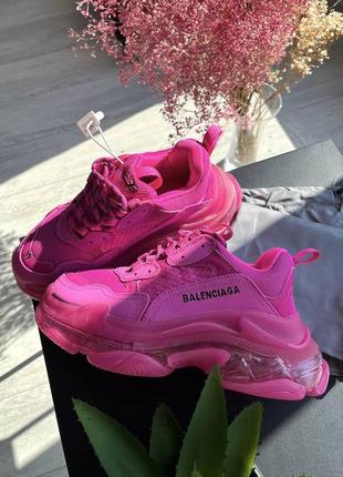 Нереальные женские кроссовки в стиле balenciaga triple s clear sole neon pink неоновые малиновые розовые