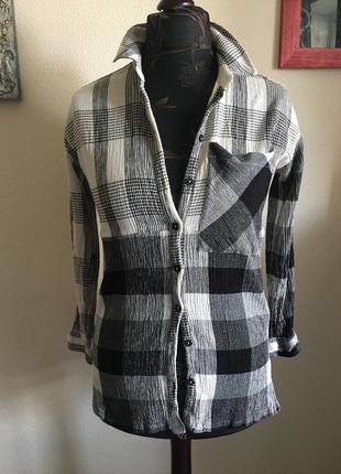 Зручна сорочка, яка не потребує прасування. індія