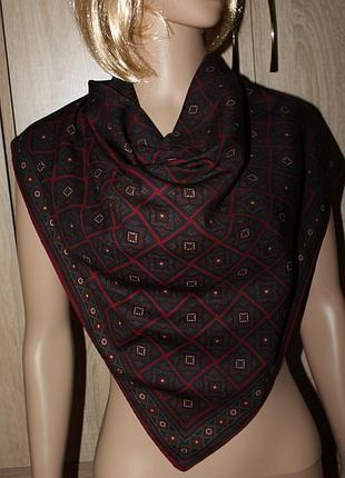 Красивый  шелковый/шов роуль