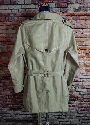 Жіночий тренч barbour houndstooth valerie trench coat
оригінал4 фото