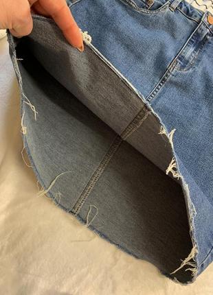 Стрейчевая юбка джинсовая с обрезным низом noisy may6 фото