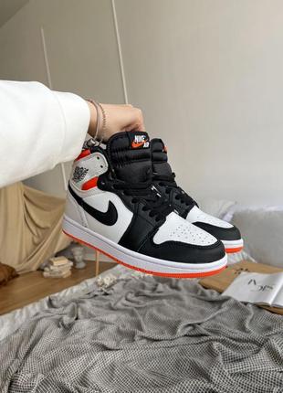 Женские кроссовки nike air jordan 1 white orange 38-393 фото