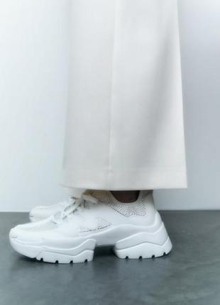 Zara кроссовки женские.1 фото