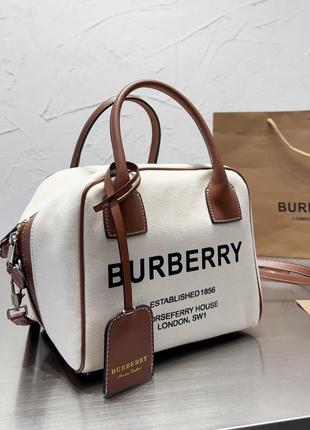 Сумка в стиле burberry