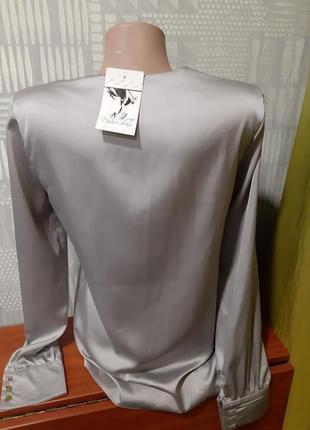 Стильная шелковая блуза.3 фото